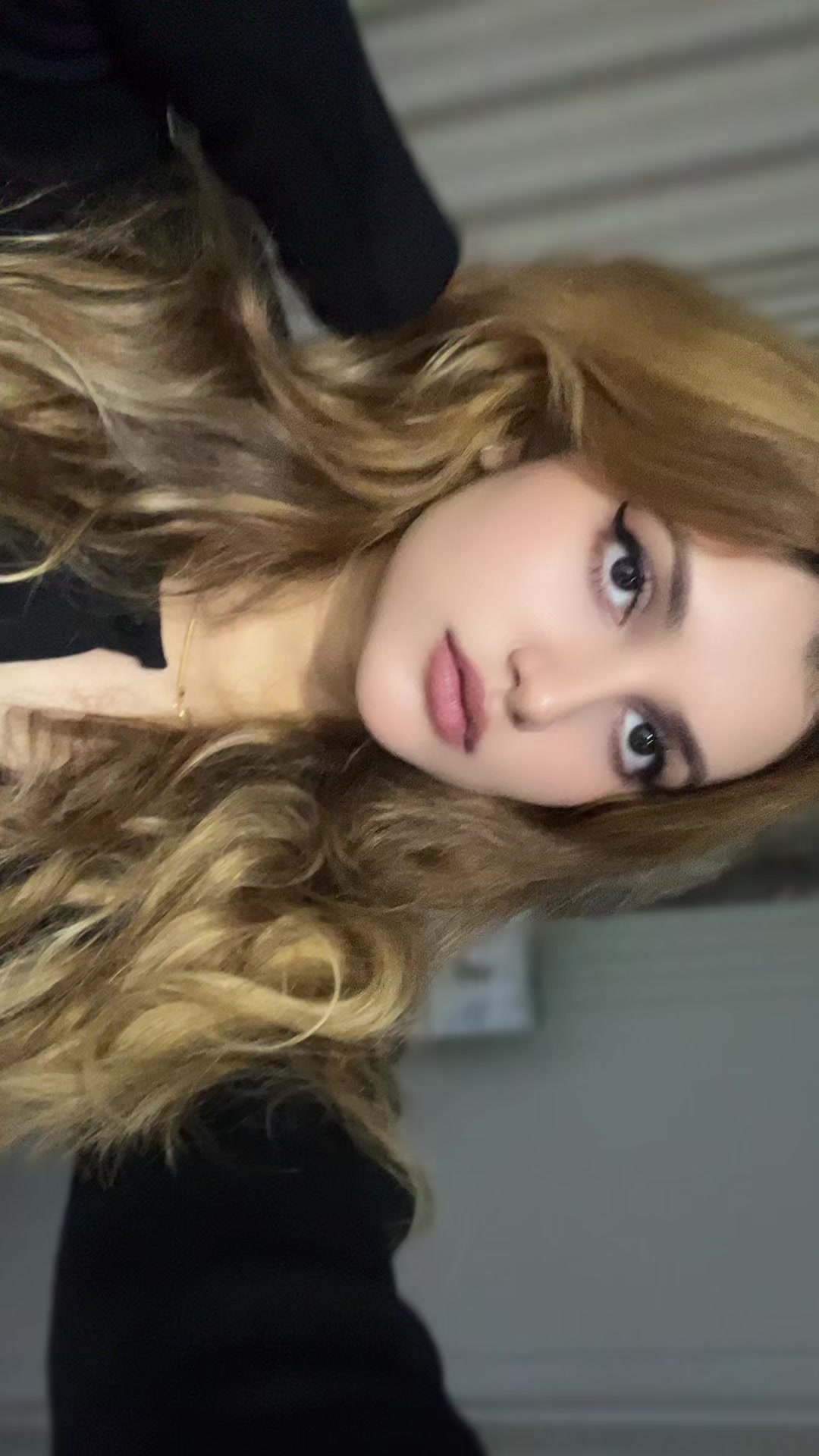 @️