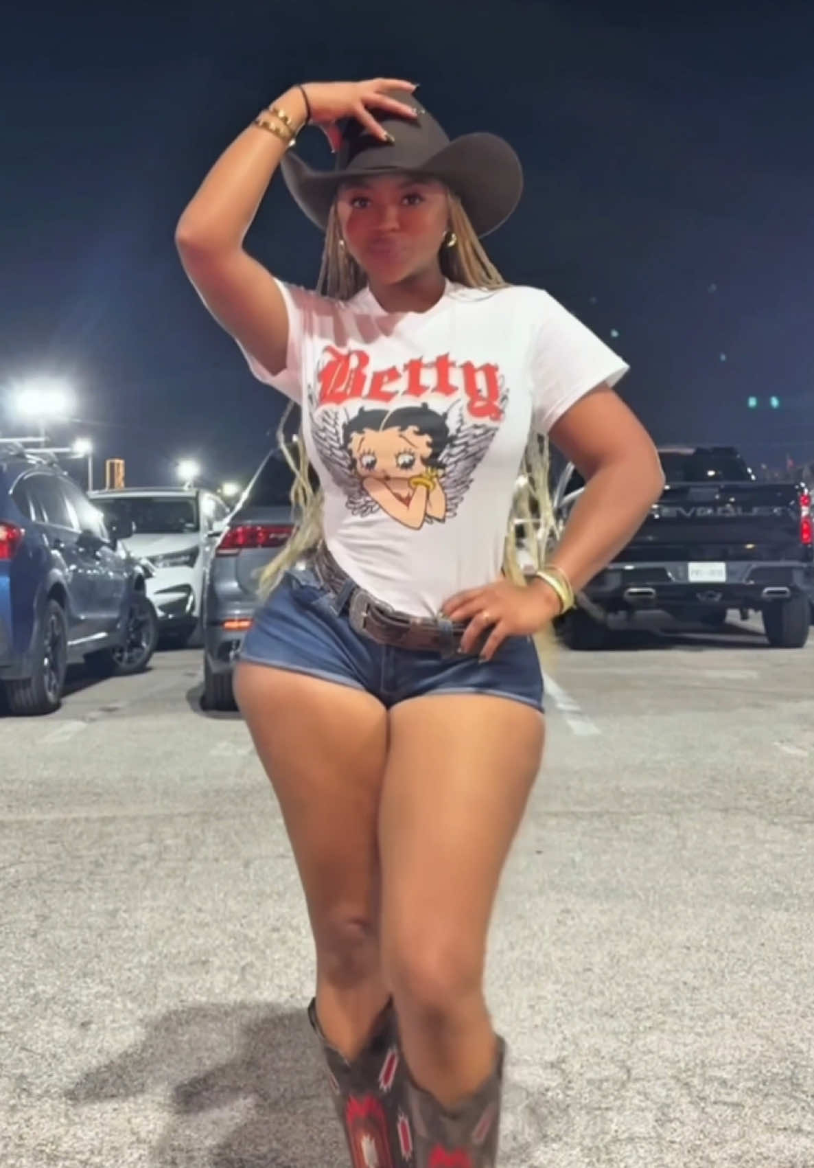 @EmmyxEmmy