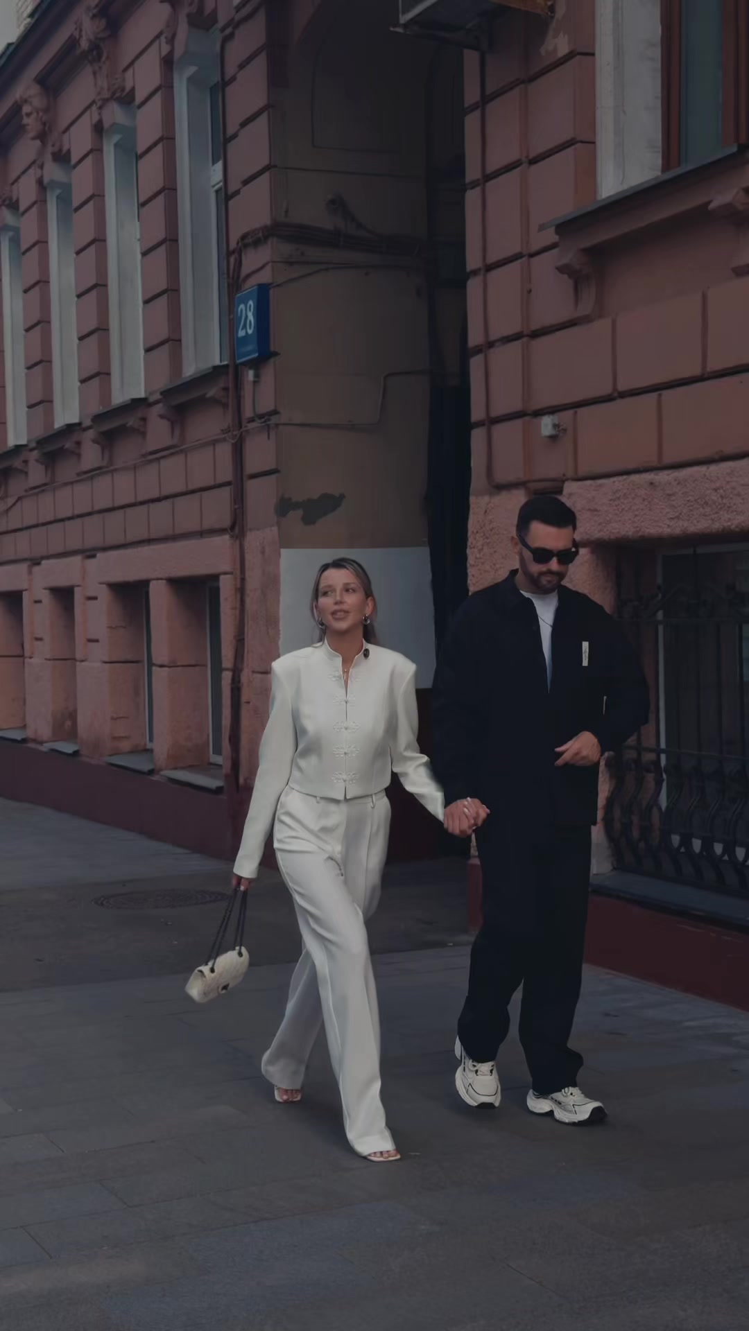 @Даниэла