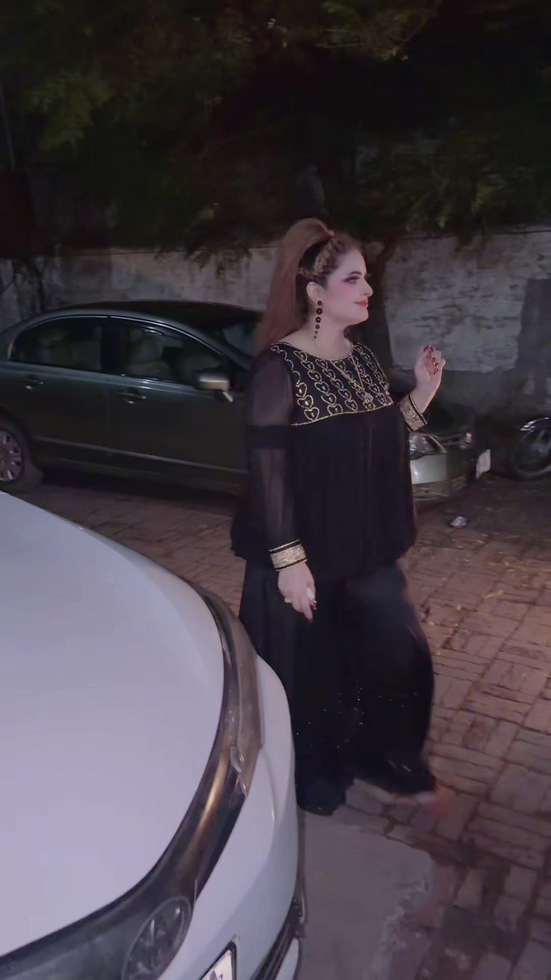 @Khoobsurat Official