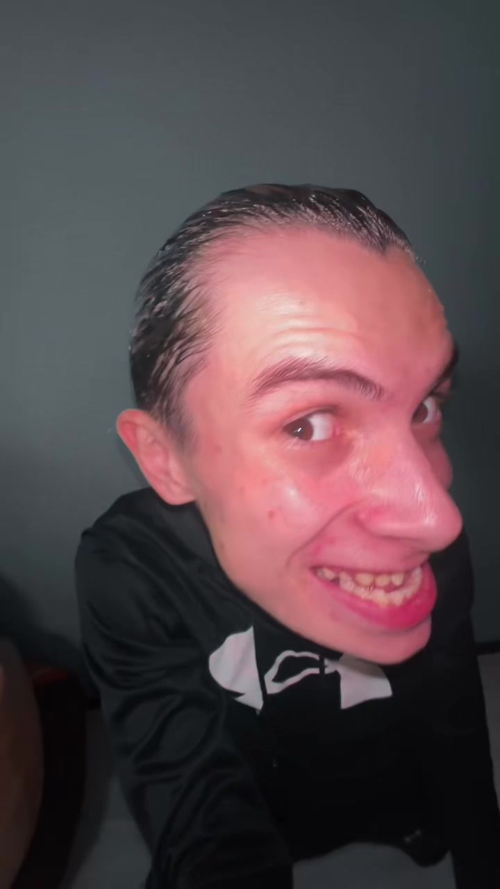 @Lil Snakeeee