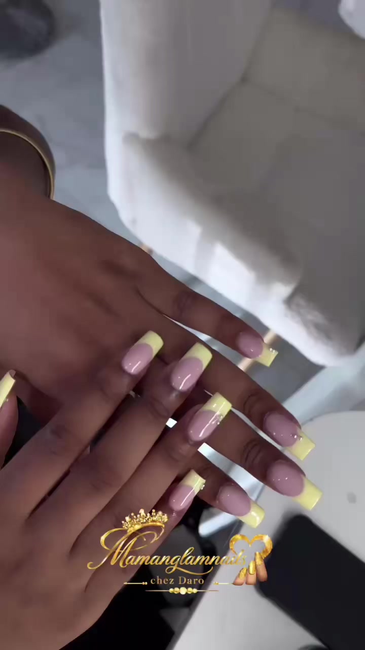@Maman glam nails🥥🫧