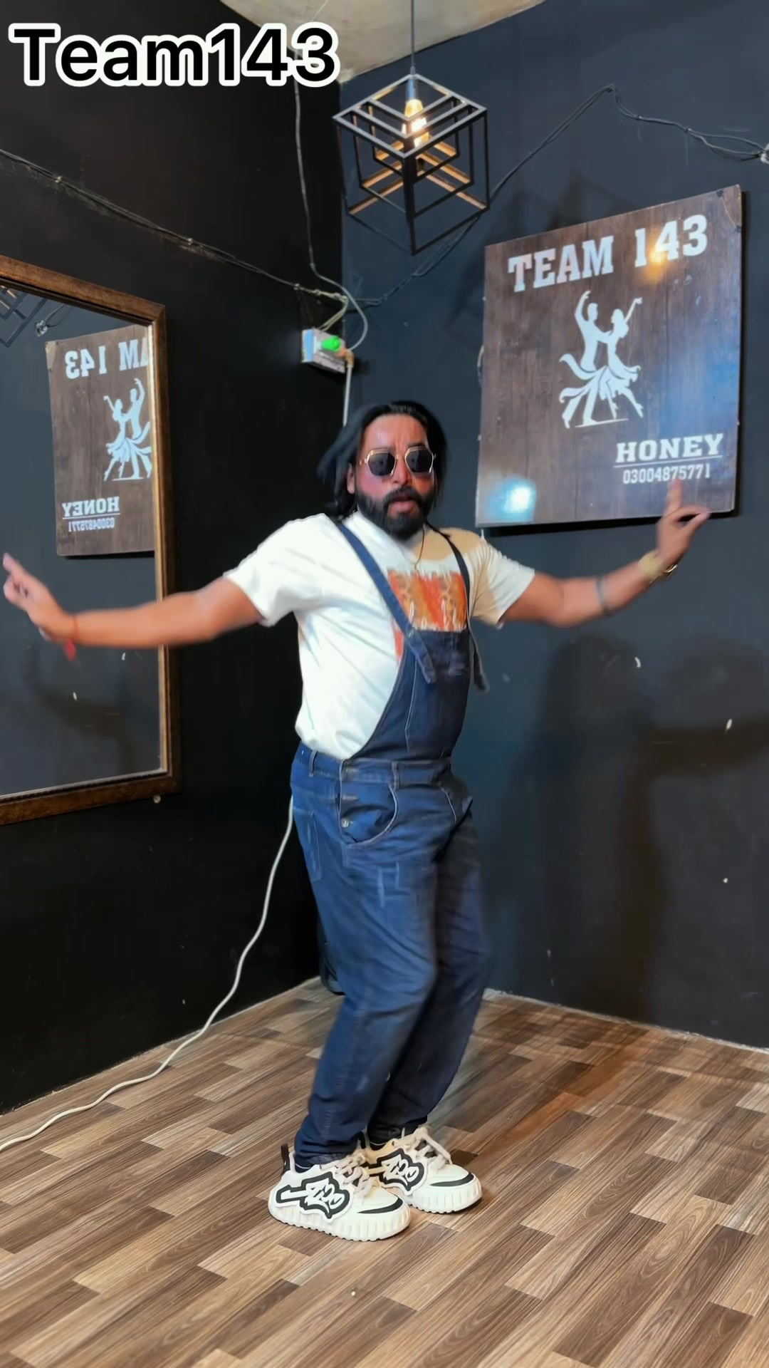 @Honey Dancer