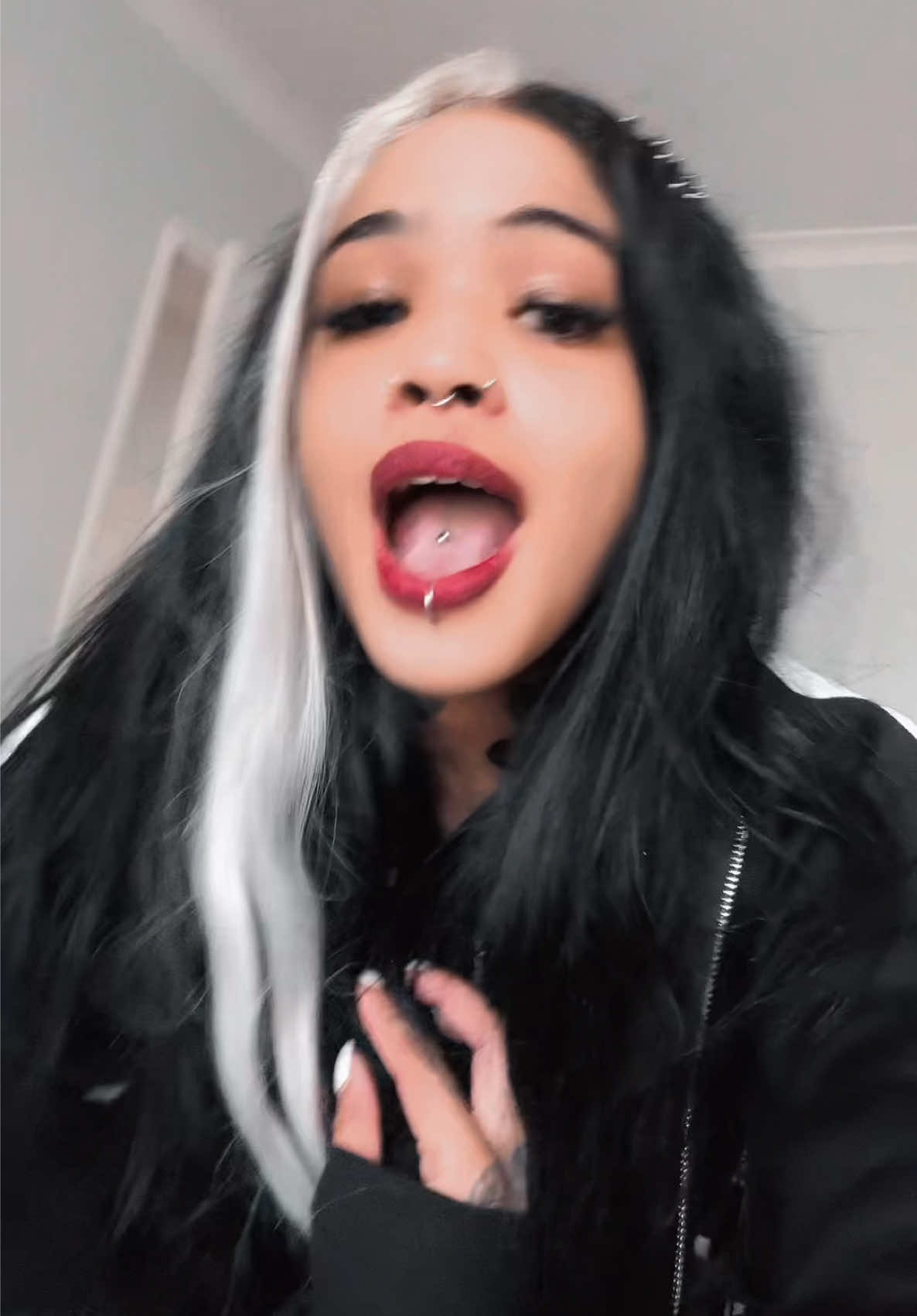 @__SatansNiece__