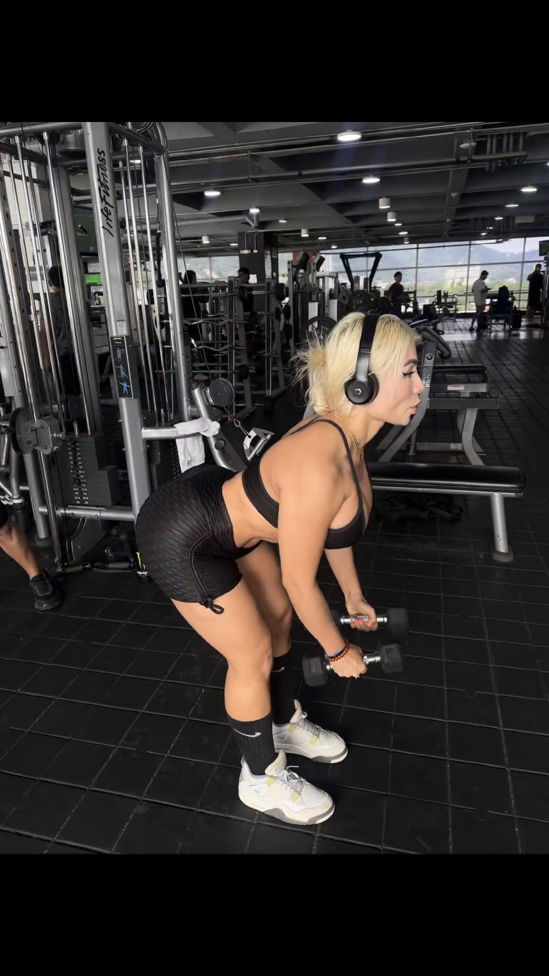 @Andrea Osorio