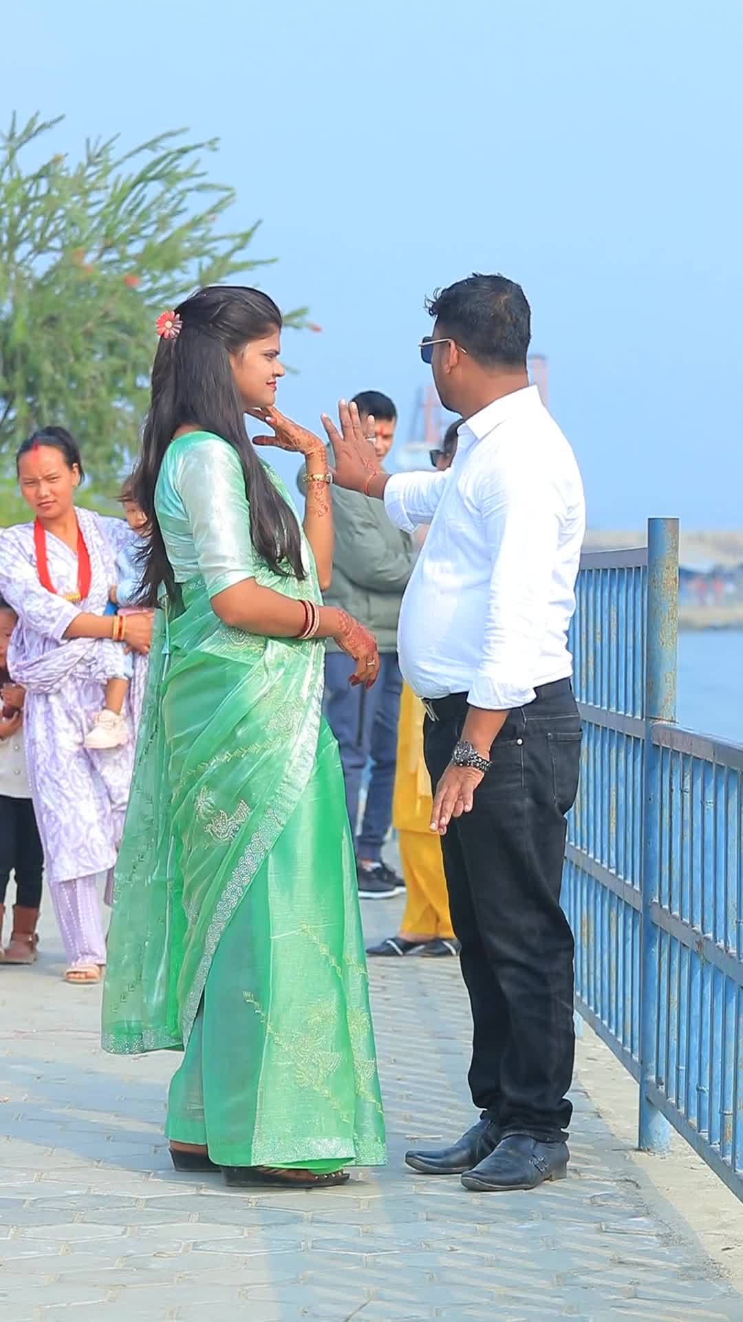 @राकेश सिंह