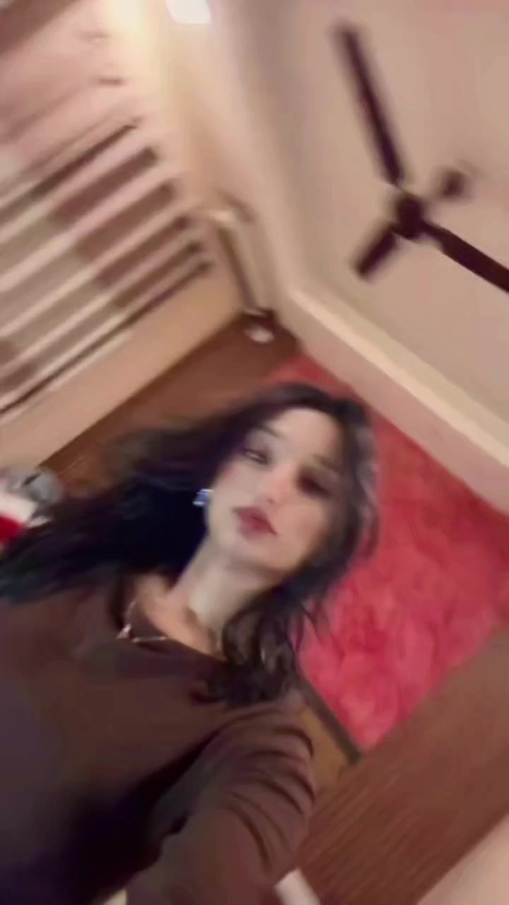 @🥂
