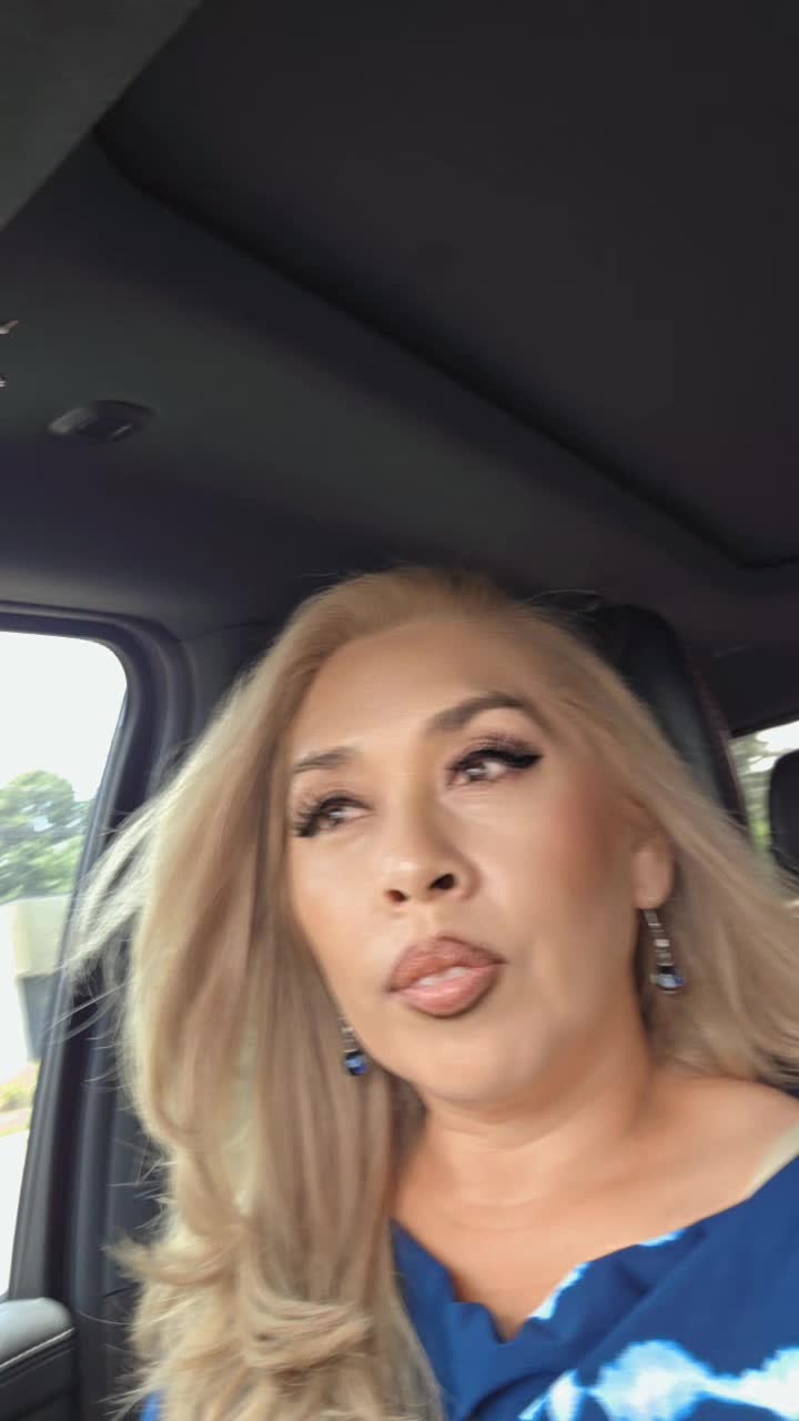 @bella Teran