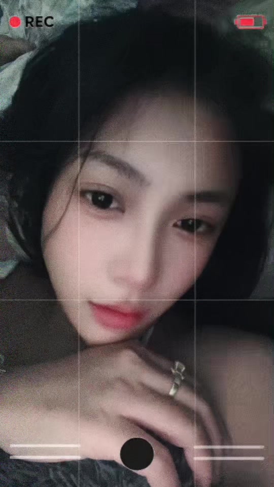 @Phượng th&iacute;ch ngắm m&acirc;y