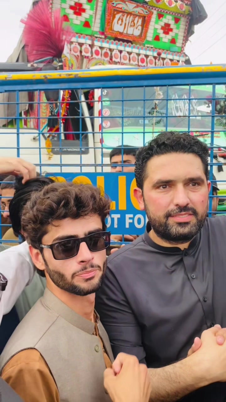 @Hameyun Khan official PTI🔵
