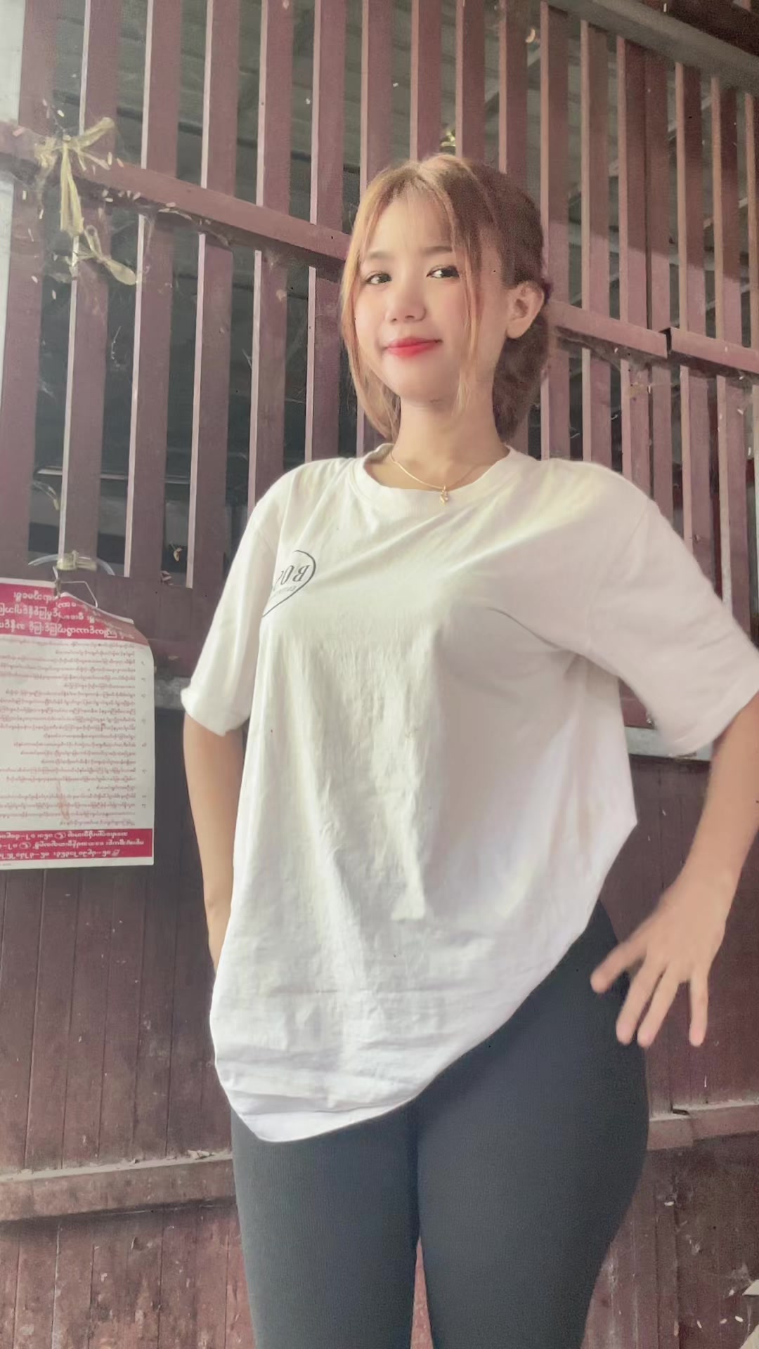@E M P🌺