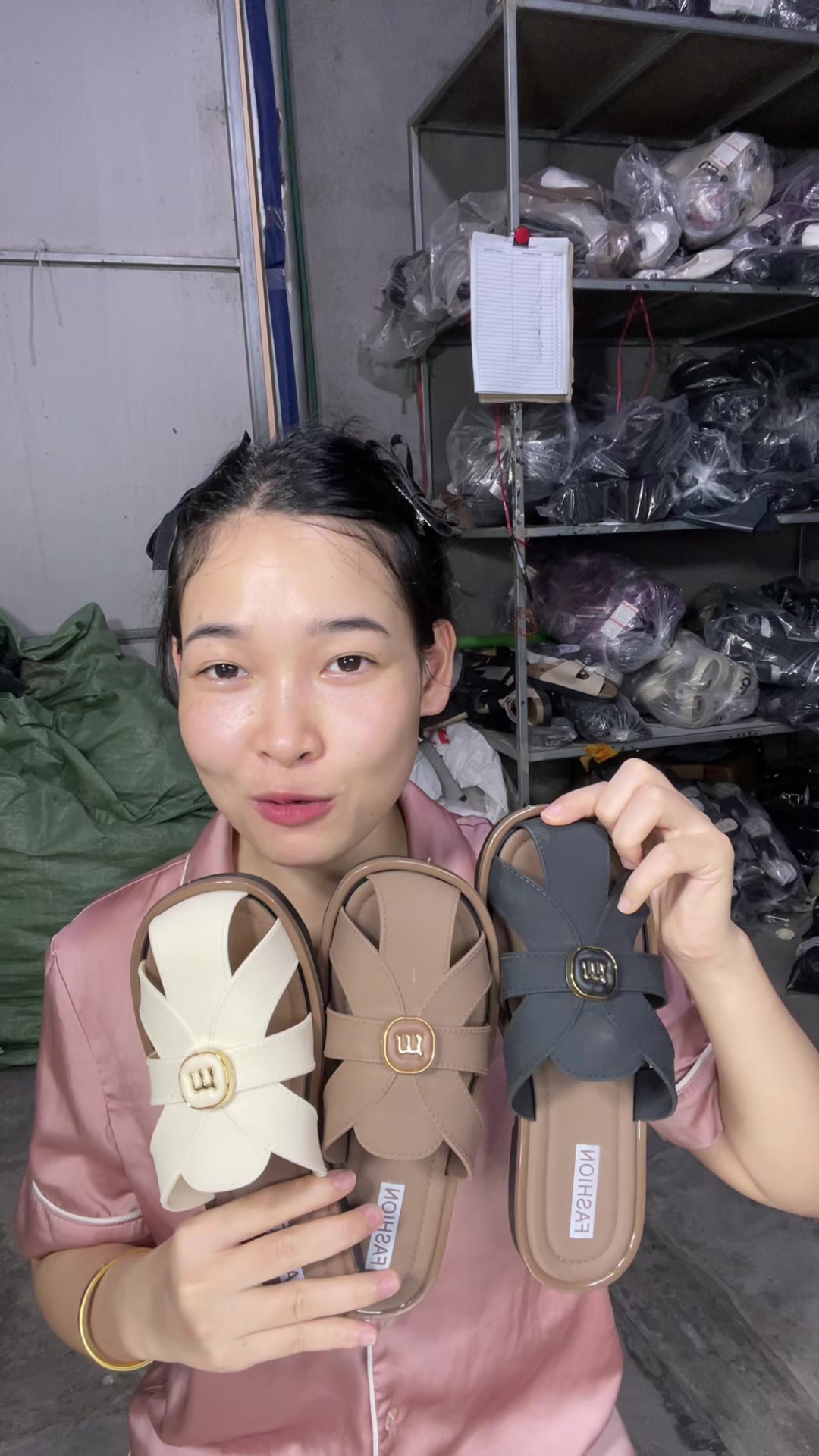 @HỒNG XIÊM