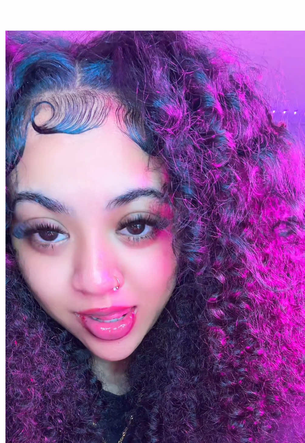 @Bel💜