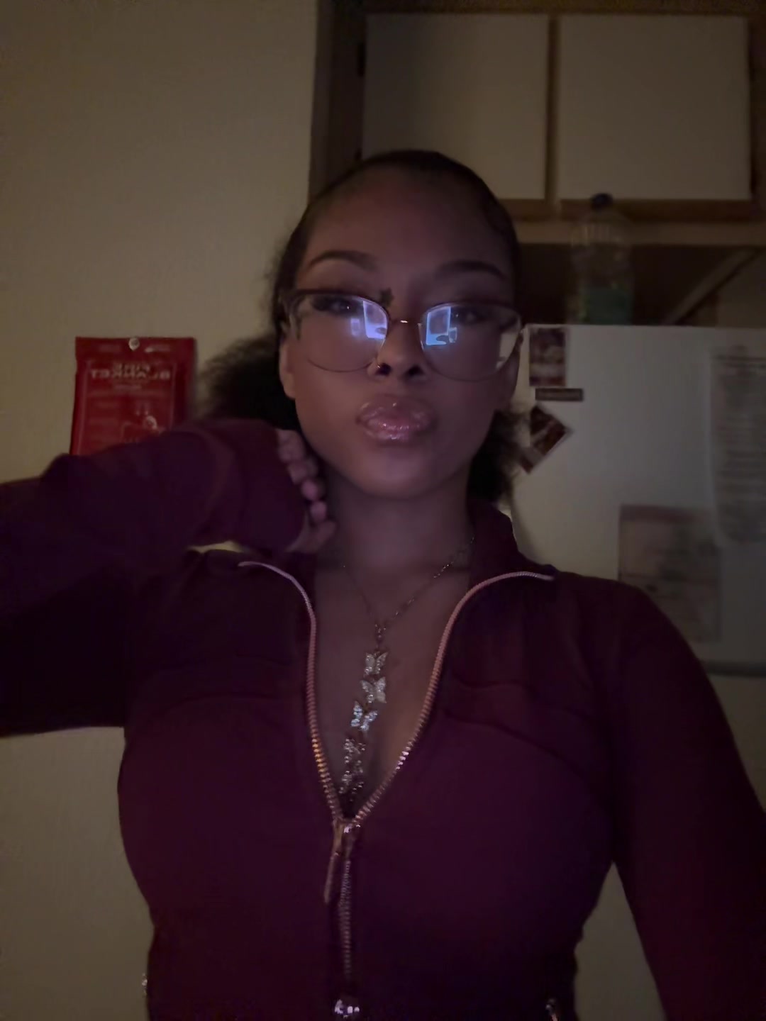 @adriannamoniqu