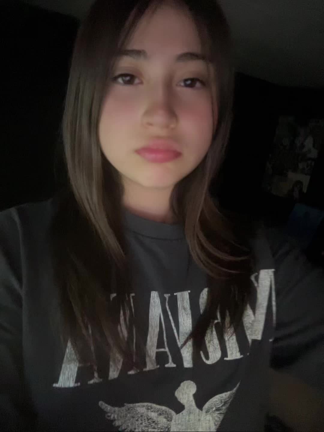@Auraa