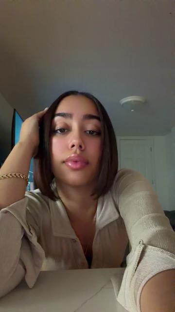 @Adriana García