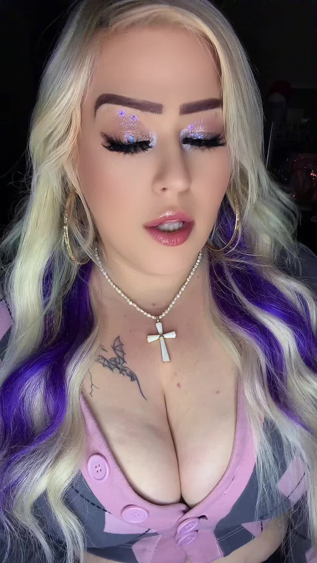 @PrincessLaynuhX👑