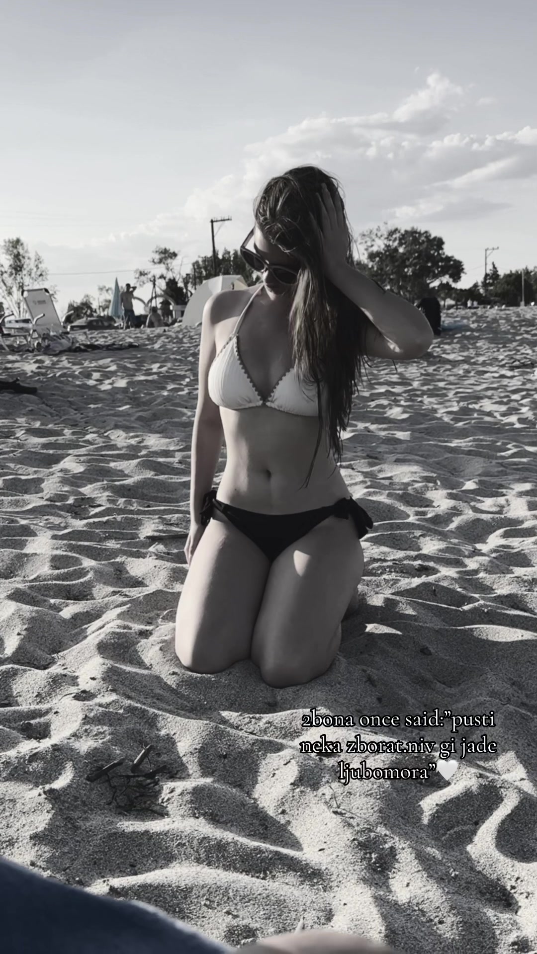 @nikolovskaaa