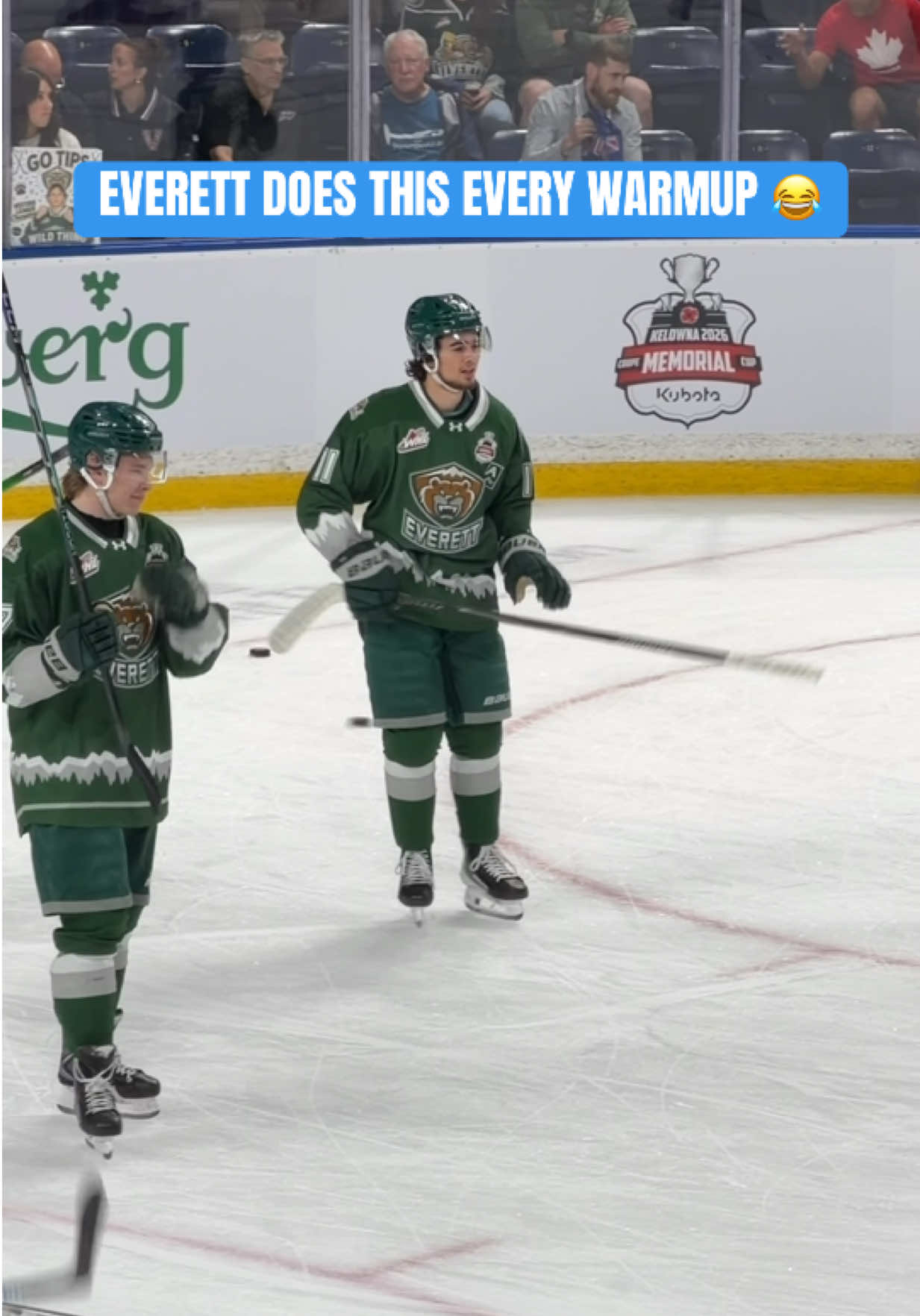 @Bauer Hockey