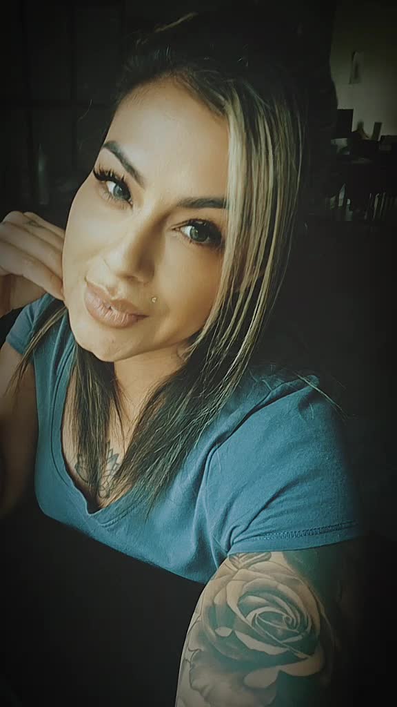@Anjelina