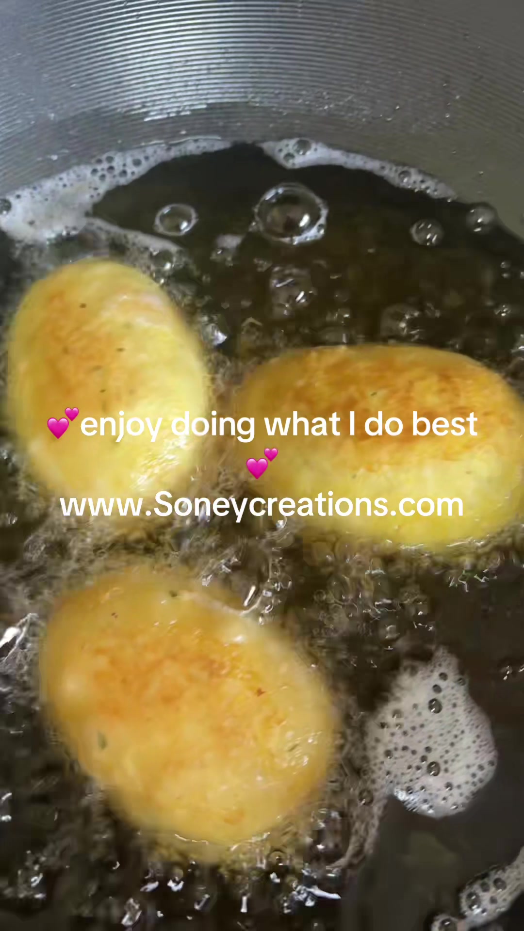 @🕉️❤️Miss Dimples❤️Soney❤️🕉️