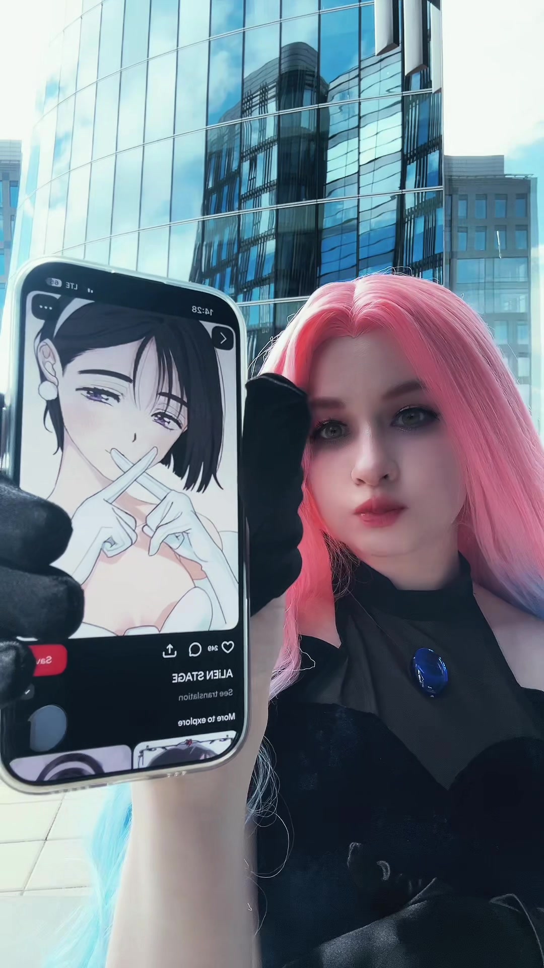 @юна иногда косплеит.