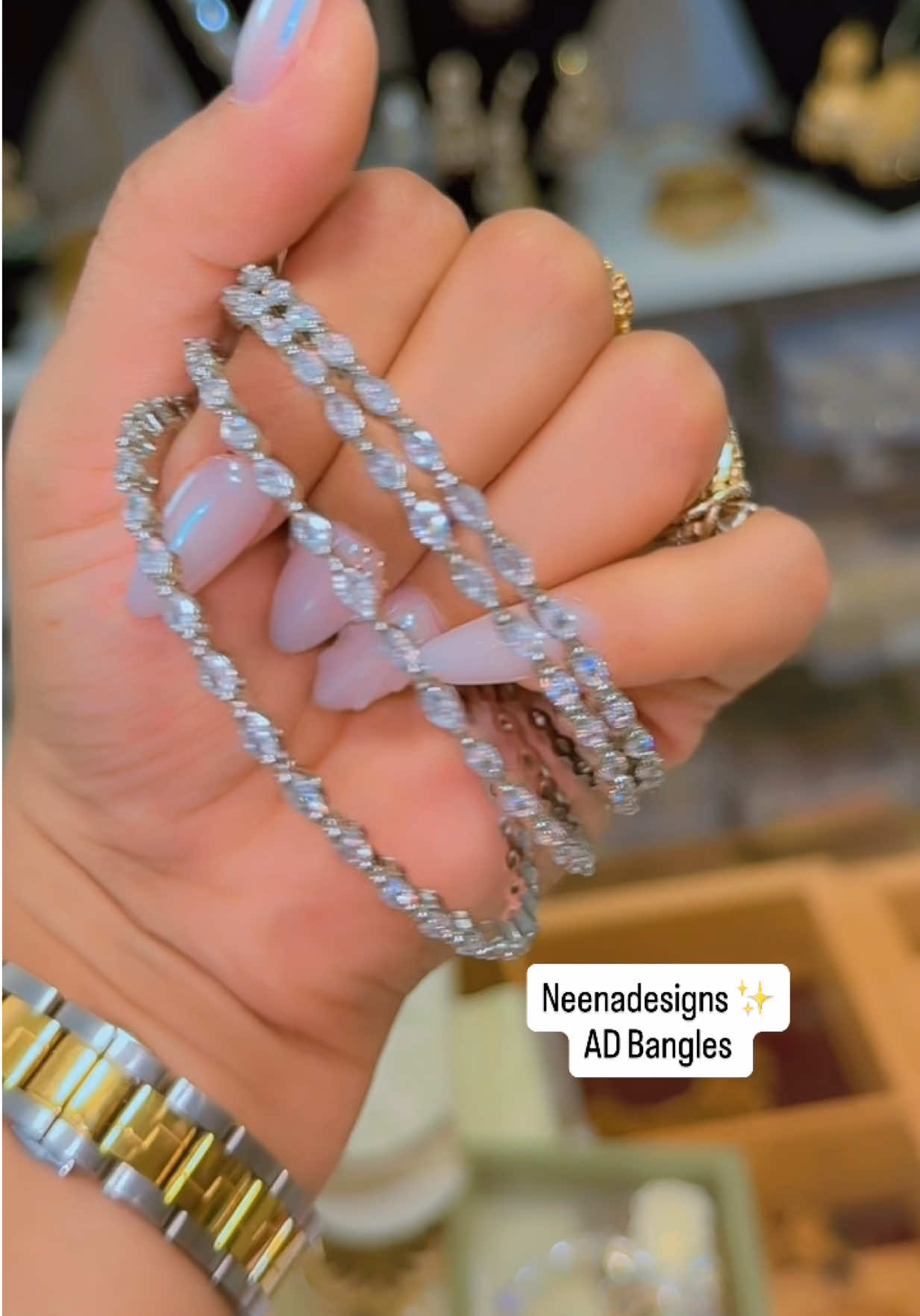 @NEENA DESIGNS