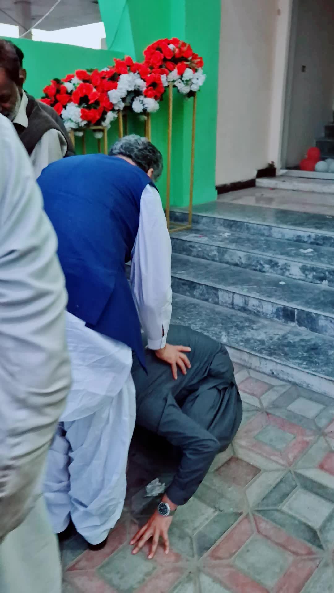 @SyedzadaWaqarHamdani