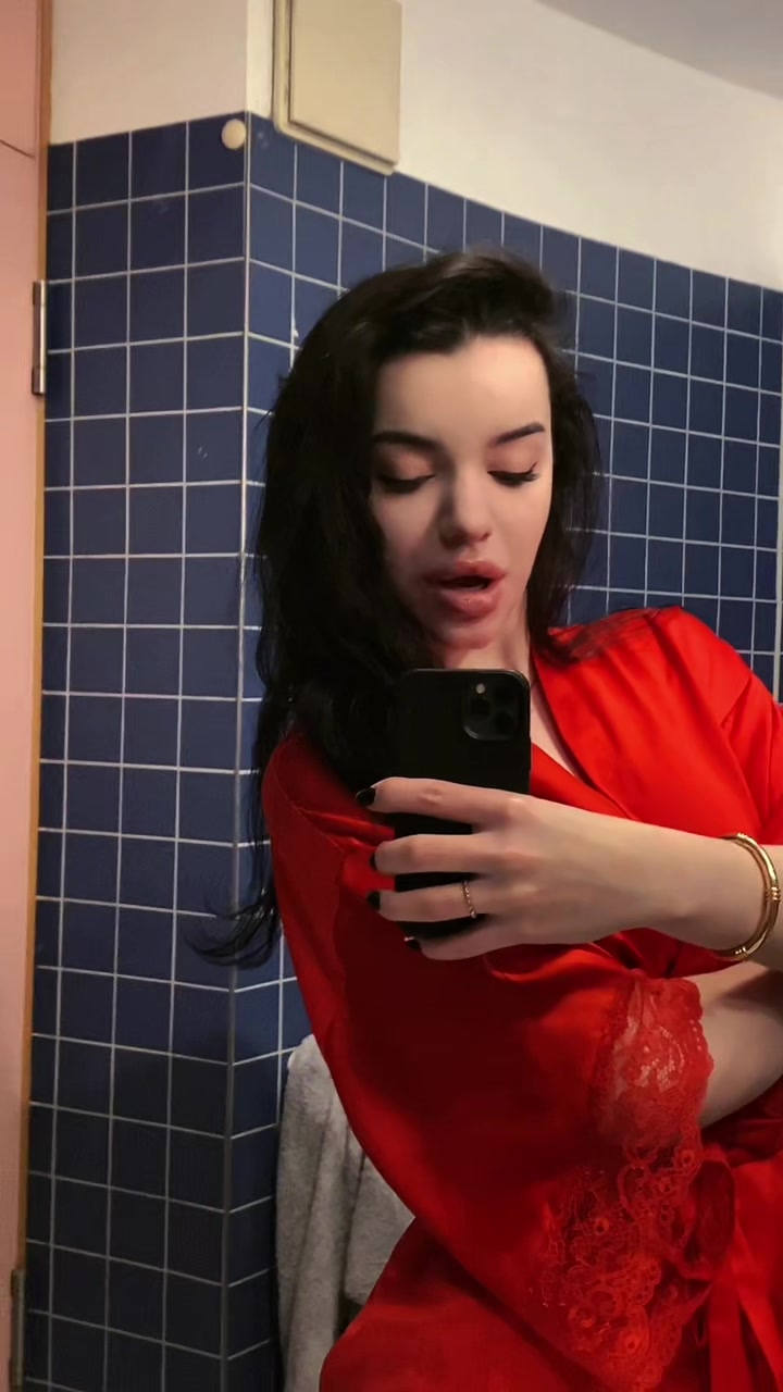 @💋