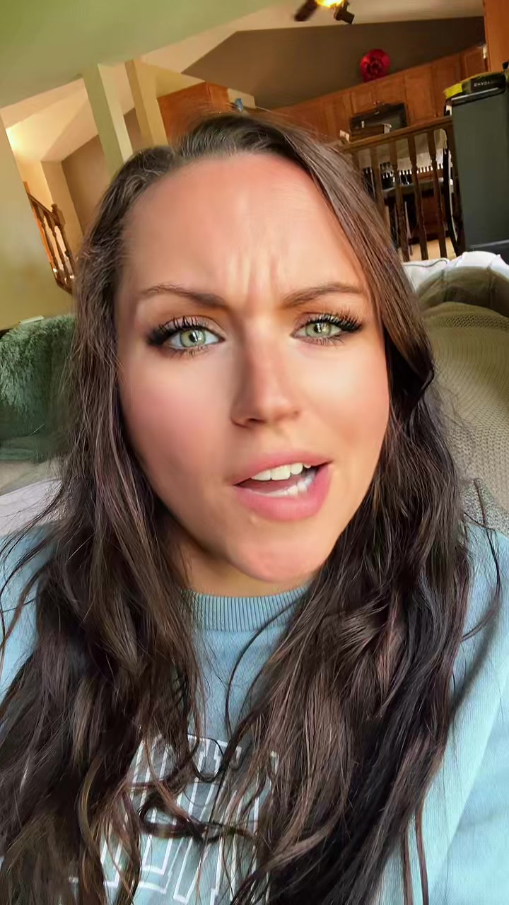 @jleighb700