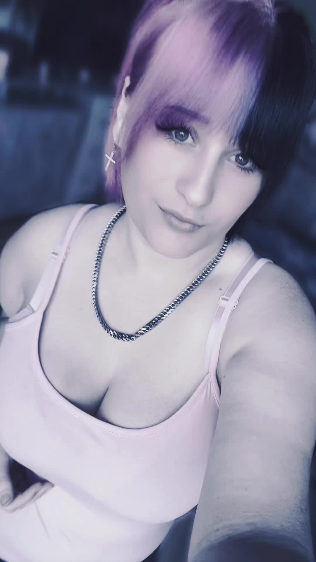 @🦋x_ Girlii_x🦋