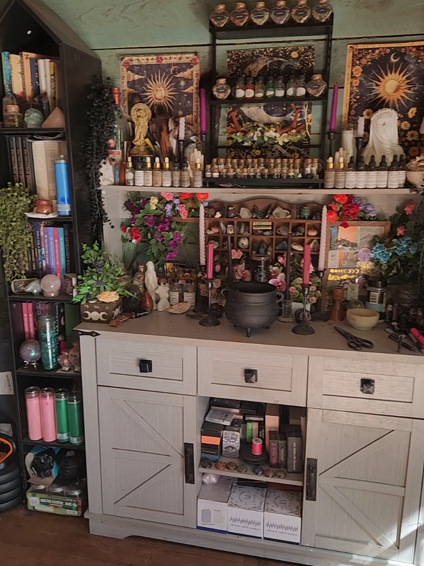 @Asizas Apothecary 🌿
