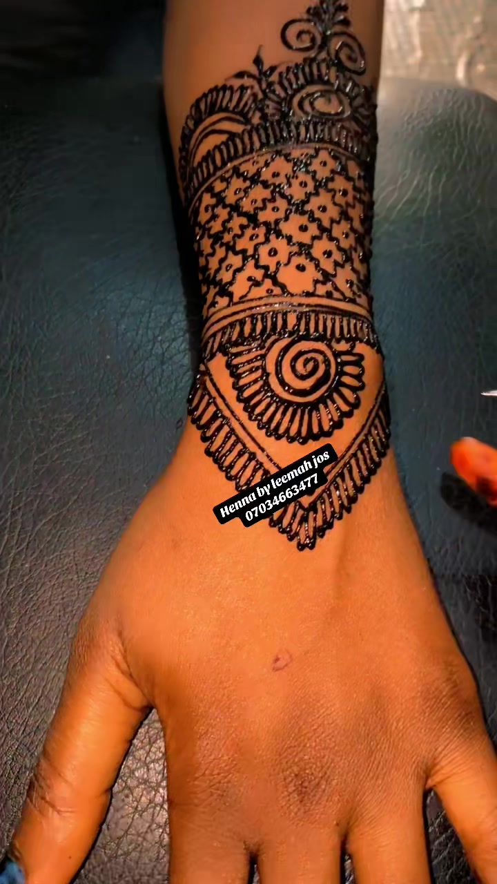 @Henna by Leemah jos