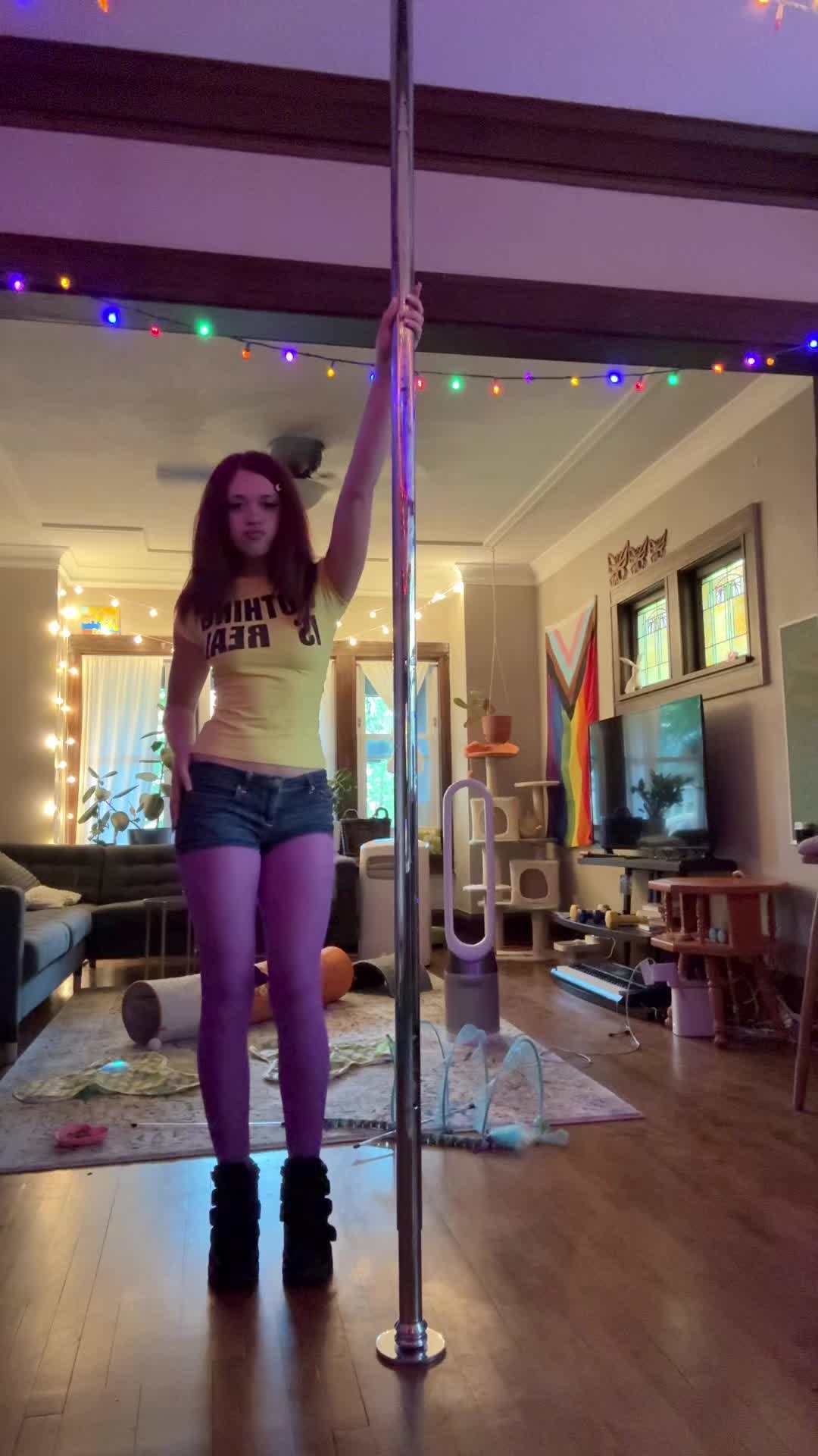 @greensaucegirl