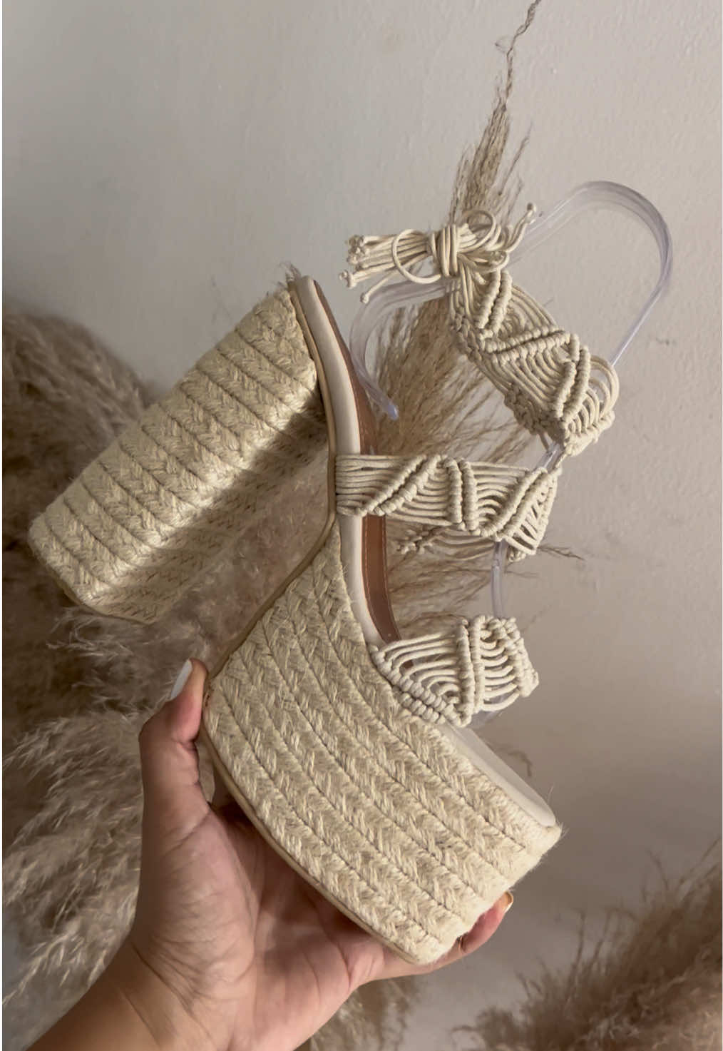 @Tacones y sandalias mayrah ☪️