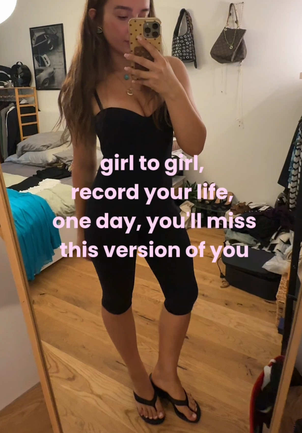 @Azra Keskin