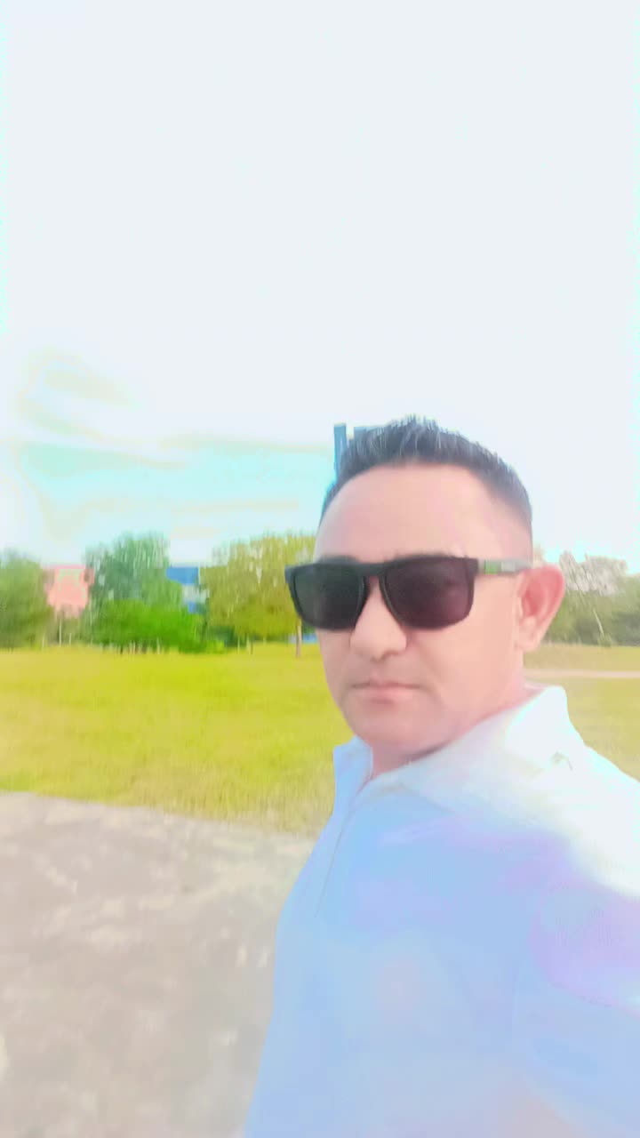 @काभ्रेलि Anil Dong