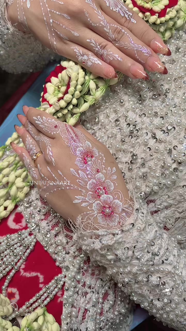 @Aini Henna