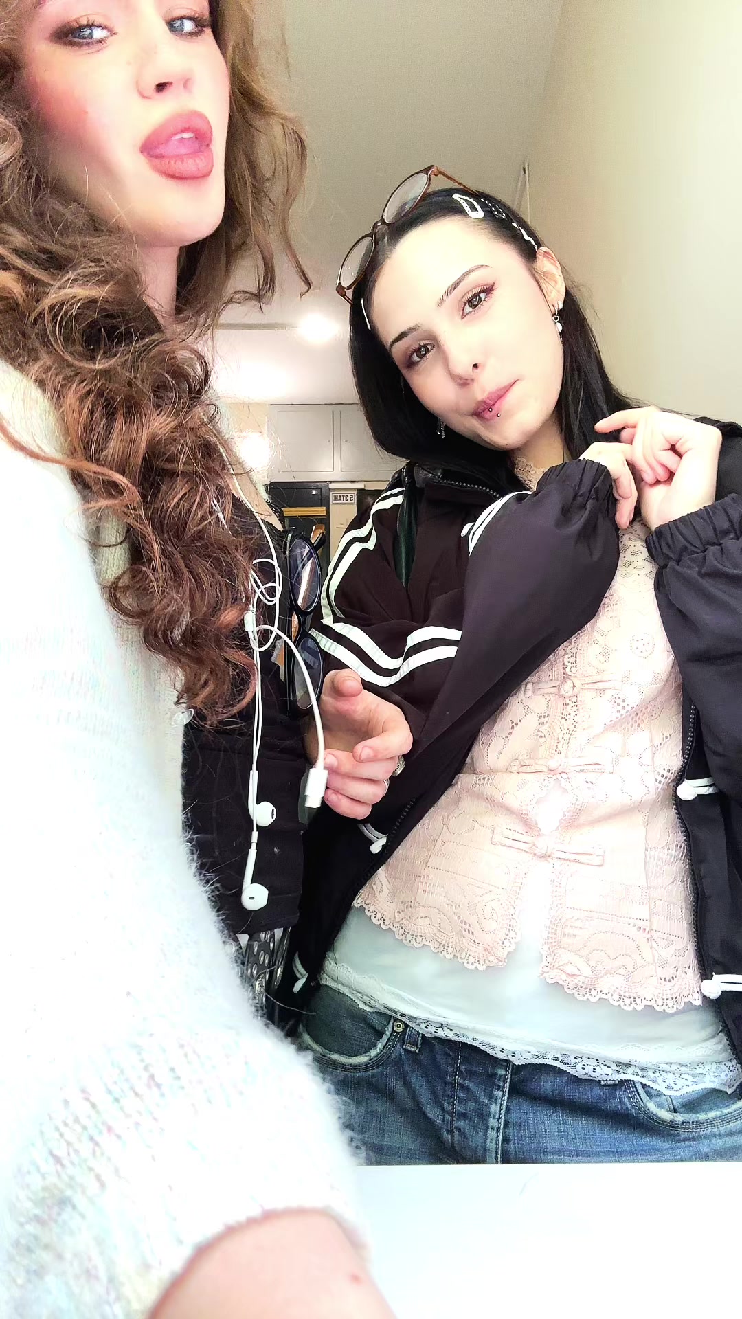 @vtfkittii@