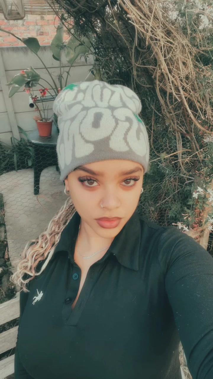 @𝐀𝐧𝐝𝐫𝐞𝐚 𝐉𝐚𝐝𝐞