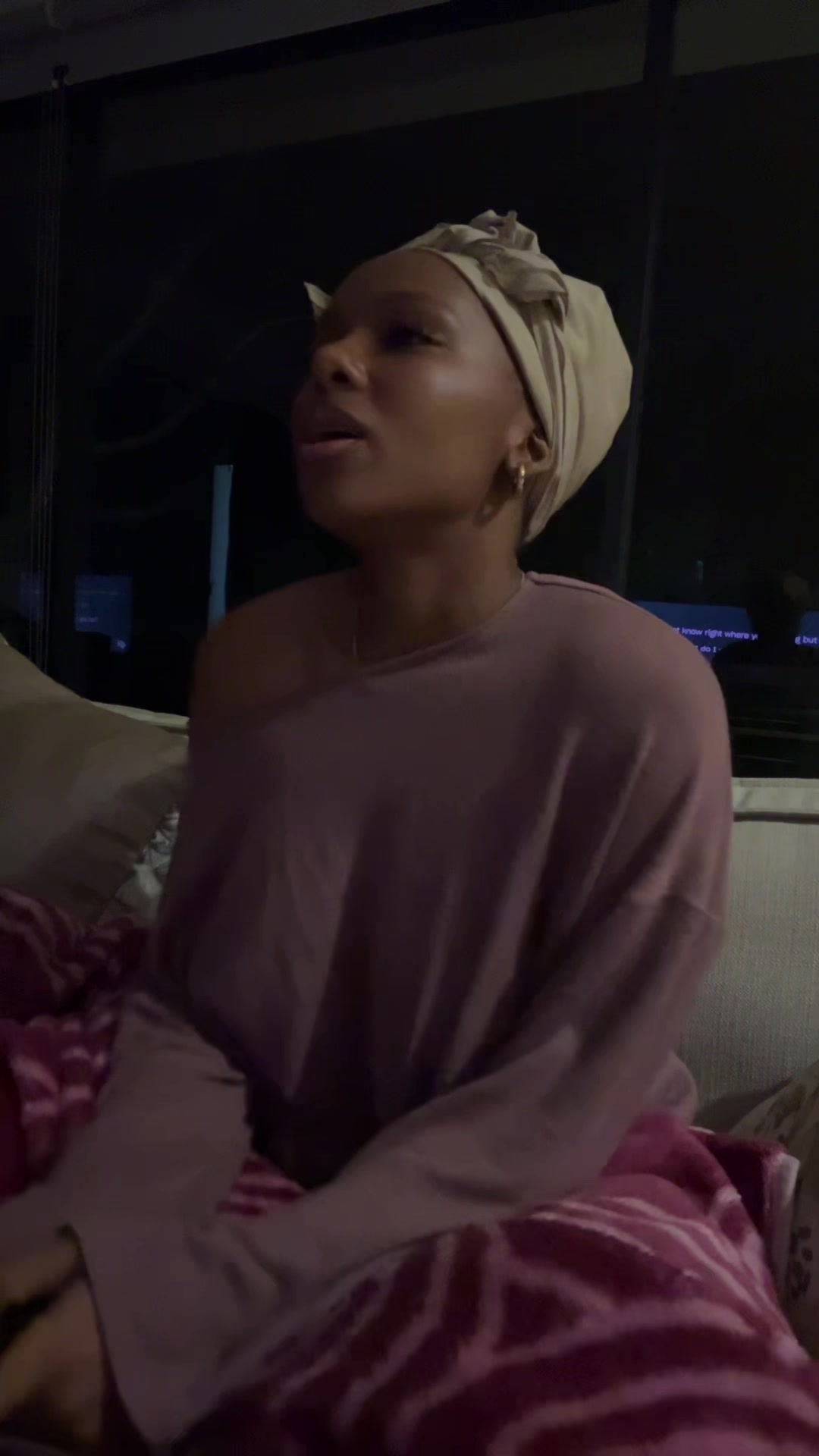 @KhanyaMzobe