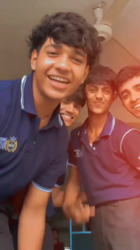 @𝗗 𝗜 𝗦 𝗛 𝗨 𝗨 💋👀
