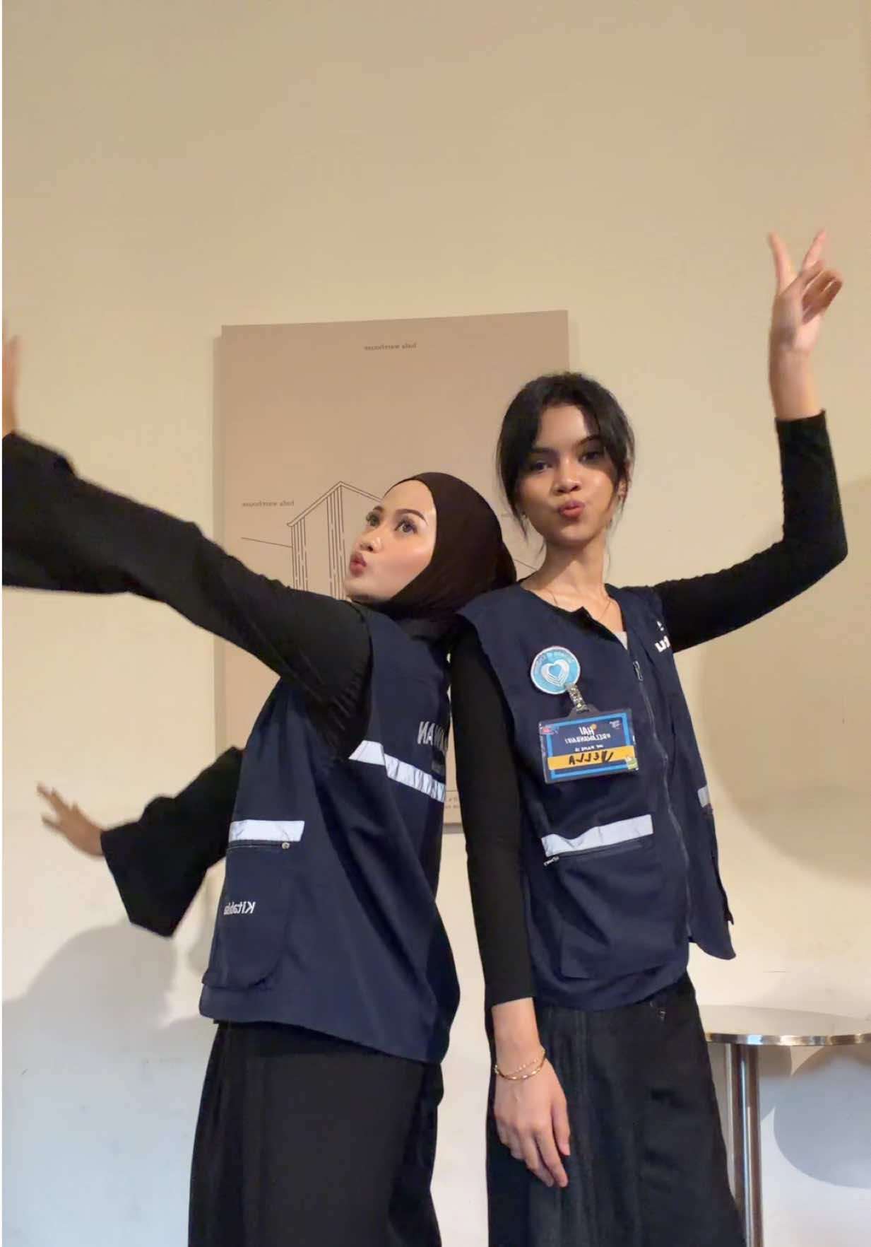 @intan ☻⋆。˚✧˖
