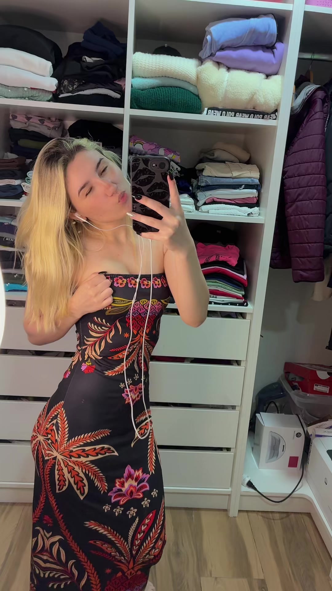 @Adriele Buchner🌩️