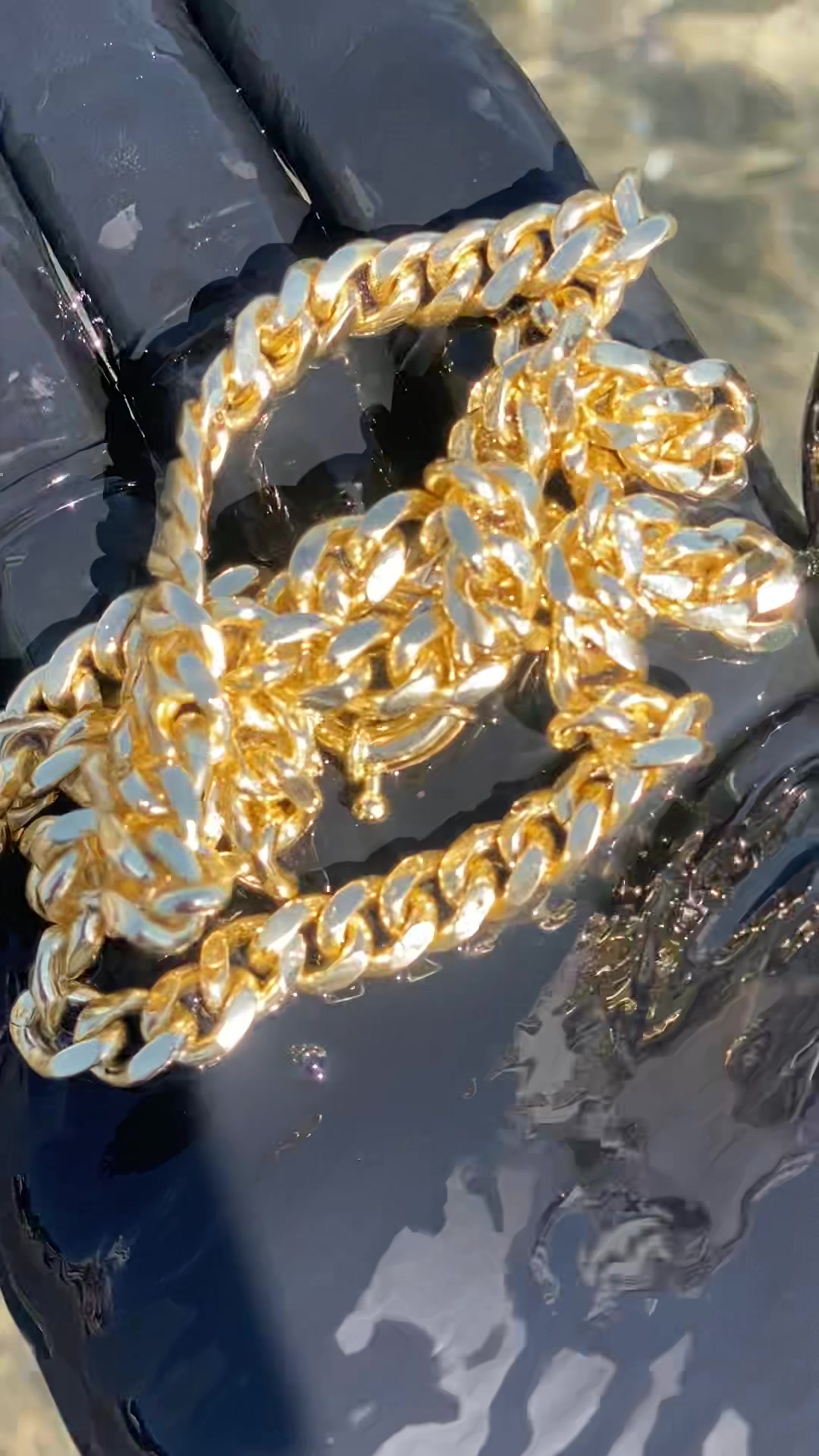 @RoyalGold&trade;