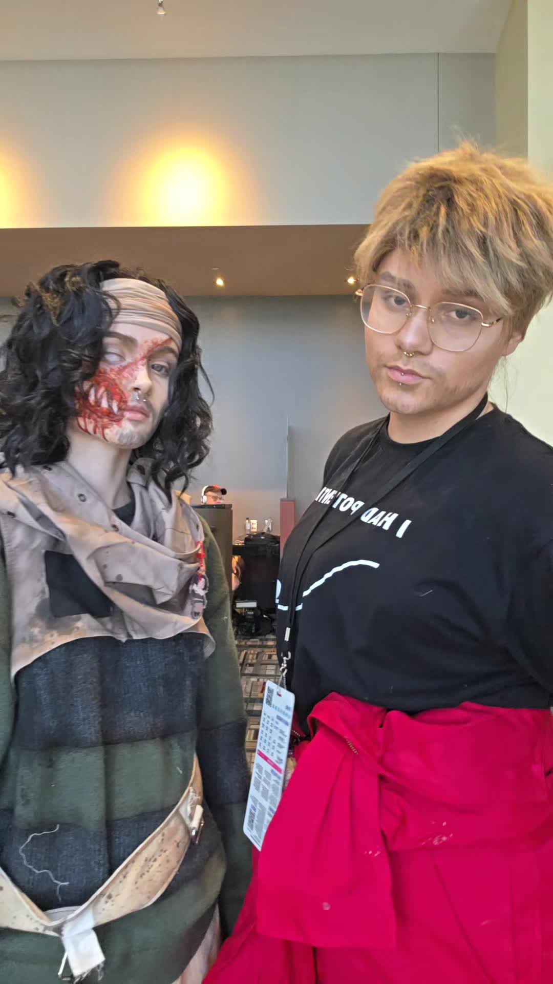 @Trashshark_cosplay 🔜 Awa
