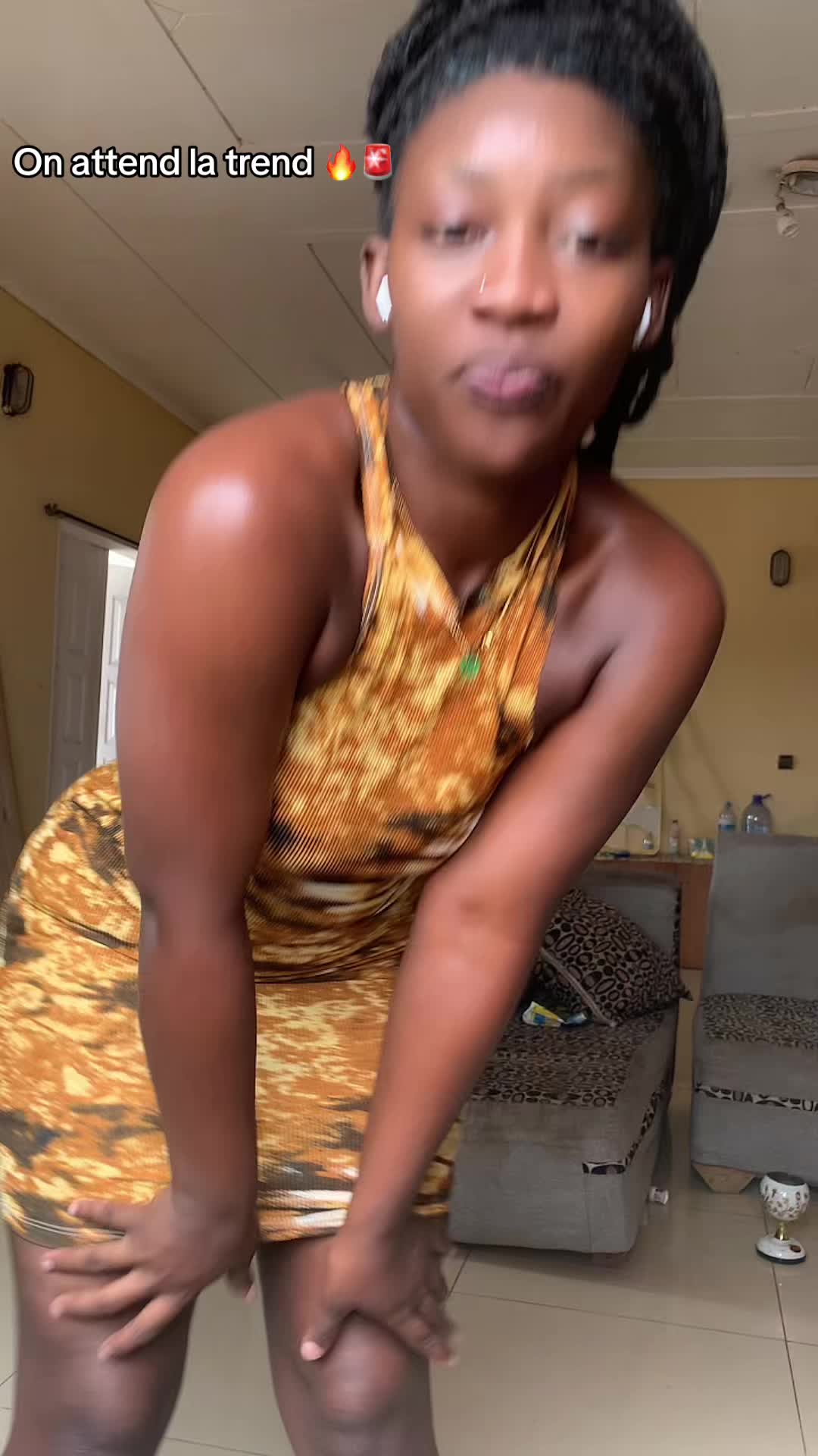 @Joellia241