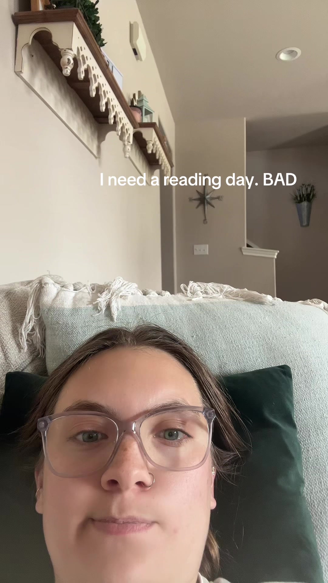 @sarahslilshelf
