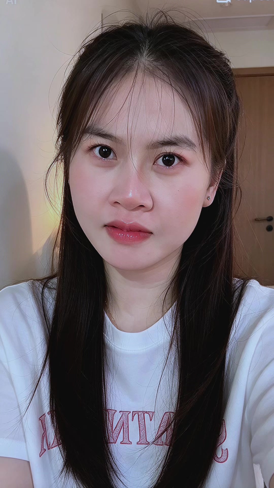 @นิสา