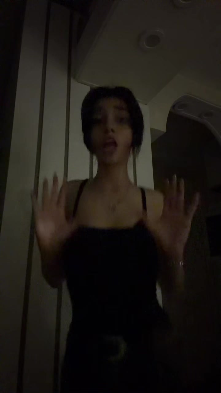 @avaaawoo